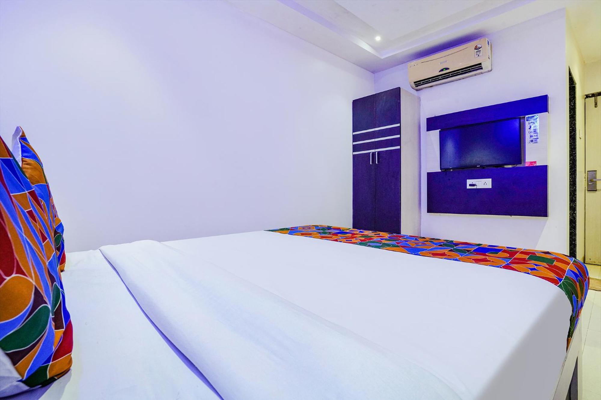 Fabexpress Embassy Suites - Nr Bkc Mumbai Exterior photo